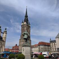 Photo of the market square in Halle