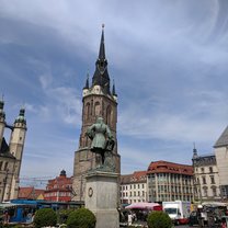 Photo of the market square in Halle