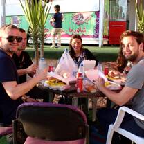 Having food in Dura