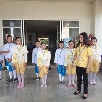 kids dressing up for a special event