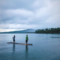 Fiji volunteer moments in Silana with the local kids