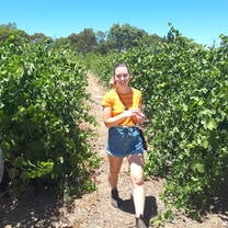 Stepabroad participant visiting vineyards in South Australia