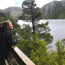 Stepabroad participant hiking in Tasmania