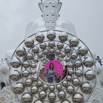 I live in Lom Sak which is part of Phetchabun Province and this temple is about 30 minutes away from me! It's absolutely stunning! 