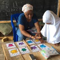 help2kids volunteering - teaching