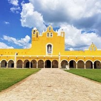 A picture of Izamal; a place known as the 'Yellow City'