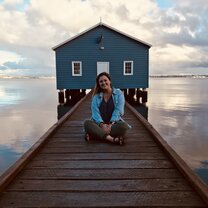 This blue boat shed is one of the biggest picture spots in all of Perth, and popular among tourists! It's right on Matilda Bay, and right outside the city. 