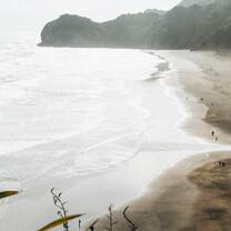 Piha Beach