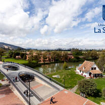 Universidad de La Sabana Grey Bridge