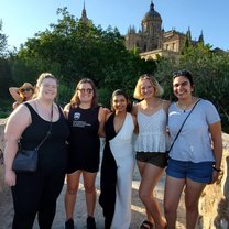 Group photo with other program members during program trip to Salamanca 