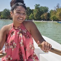 Boating in Retiro Park for a program activity 