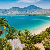 Beaches of Queensland, Australia