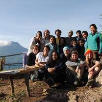 group picture in the morning after watching the sunrise 