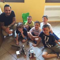 Let's build robots in English 