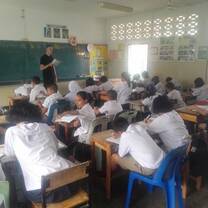 TEFL Teacher in the Classroom