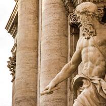 Statue of Fontana di Trevi