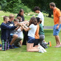 Young Global Leaders working together at L&E World Camp UK