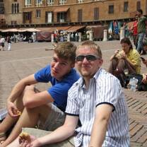 Enjoying Piazza del Campo