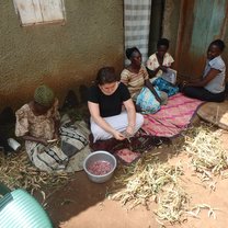 Shelling beans with the women