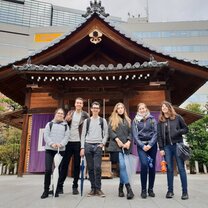 A temple in the center of Fukuoka