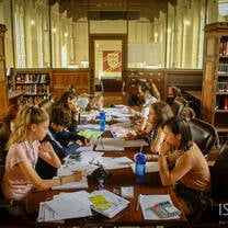 ISSOS students in the Yale library