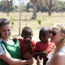 Lambshaven  Pre school Helping at Preschool