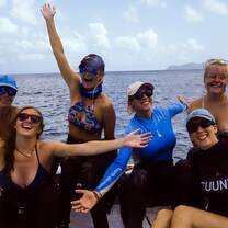 Celebrating Women's Dive Day during our marine conservation volunteer program