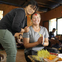 Volunteer with Nepalese woman