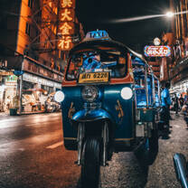Tuk-tuk