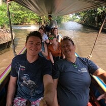 Damnoen Saduak Floating Market