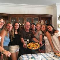 Paella cooking class