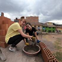 Volunteers working on construction in Peru