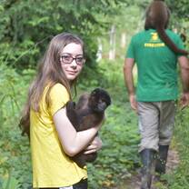 Jungle walk with Mario and Cha Cha to teach foraging