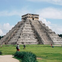 El Castillo - Visit architectural masterpieces in Mexico