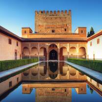 Alhambra pool