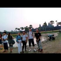 Angkor wat sunrise excursion 