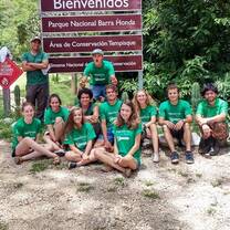Teen volunteers in Costa Rica with Projects Abroad