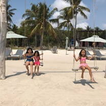 Easy like Sunday Morning - local Vietnamese girls relaxing in Phu Quoc