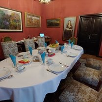 Volunteer dining room