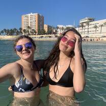 Annaluna and I during our trip to cadiz! 