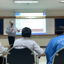 Eliciting vocabulary on a language topic