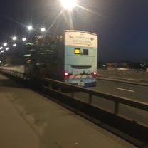 Tour bua