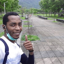 Chance to practice chinese Good environment