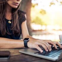 Reference picture of online student