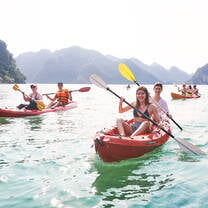 Kayaking Ha Long Bay 