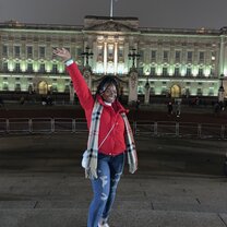 Visiting Buckingham Palace 