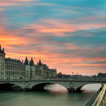 Soak up the magic of Paris in our Seine River cruise. Float past the city’s famed monuments while you enjoy a gourmet dinner, champagne, and live music. Tres magnifique!