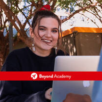 Land that internship in London, Seoul, or New York with our remote programme, and schedule your internship around existing school or work commitment. Work from the comfort of your home, or soak up sunshine in your garden - work attire maybe optional!