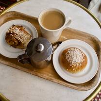 Join our local guide in a walking food tour and sample delicious snacks from around the world. Learn why Fika does not only mean coffee time, and how it represents a state of mind, an attitude and an important part of Swedish culture.