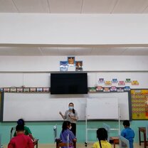 Teaching Thai primary students